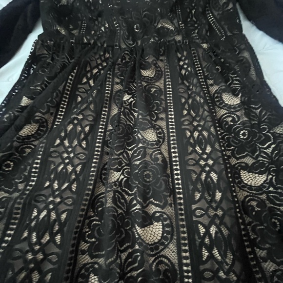Black Lace Dress - Picture 3 of 7